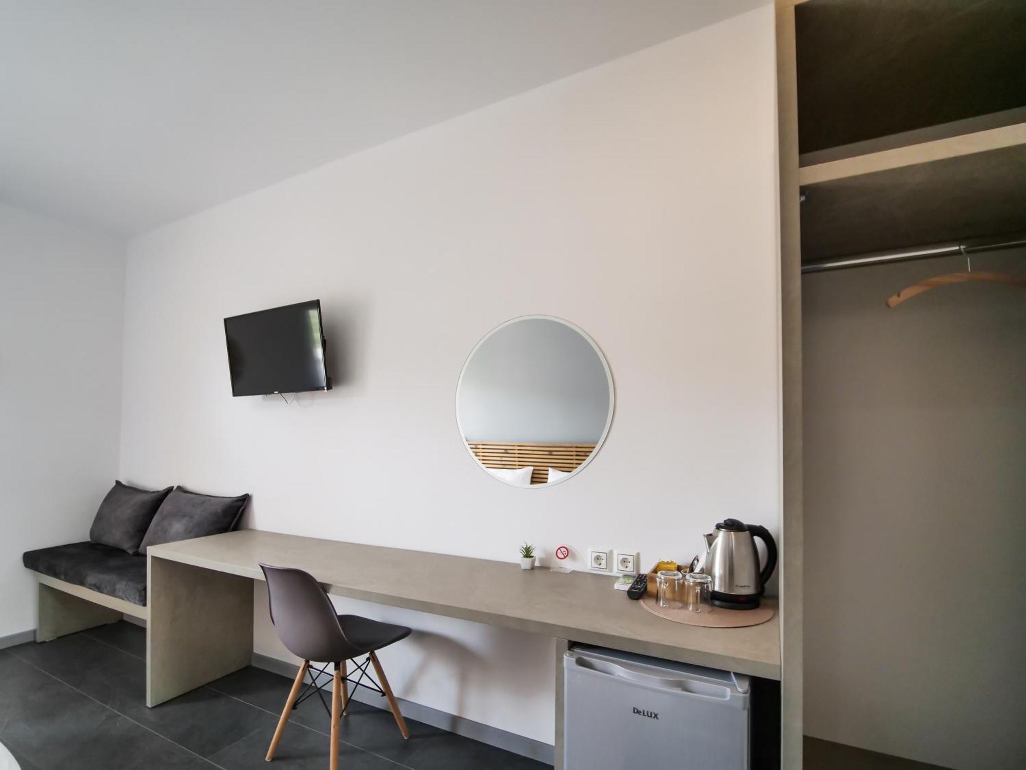 Orchard Retreat Aparthotel Himare Exterior photo