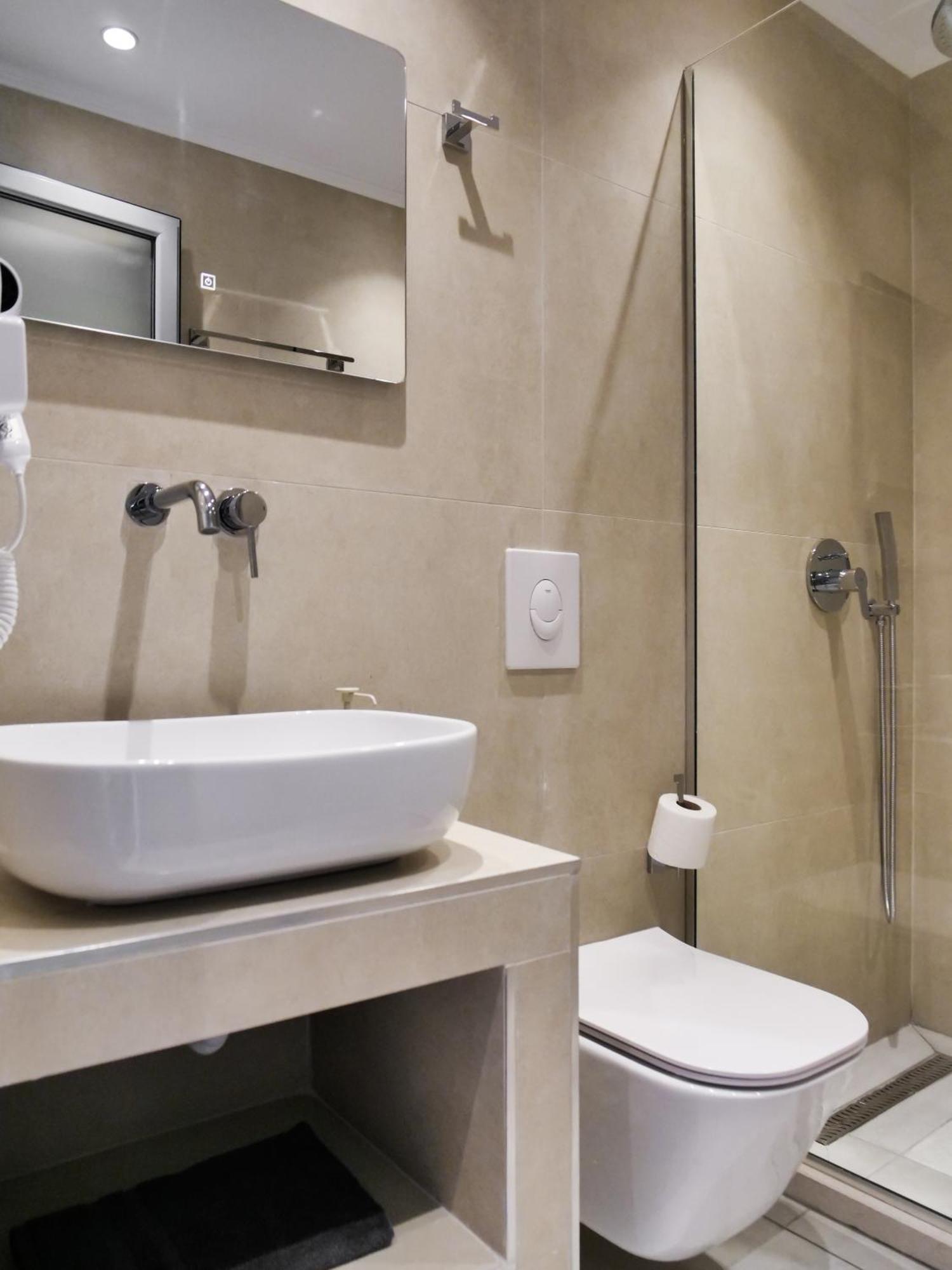 Orchard Retreat Aparthotel Himare Exterior photo